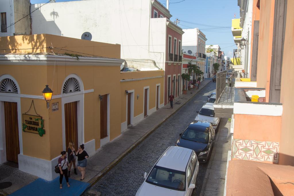 Base Hostel Old San Juan Exterior photo